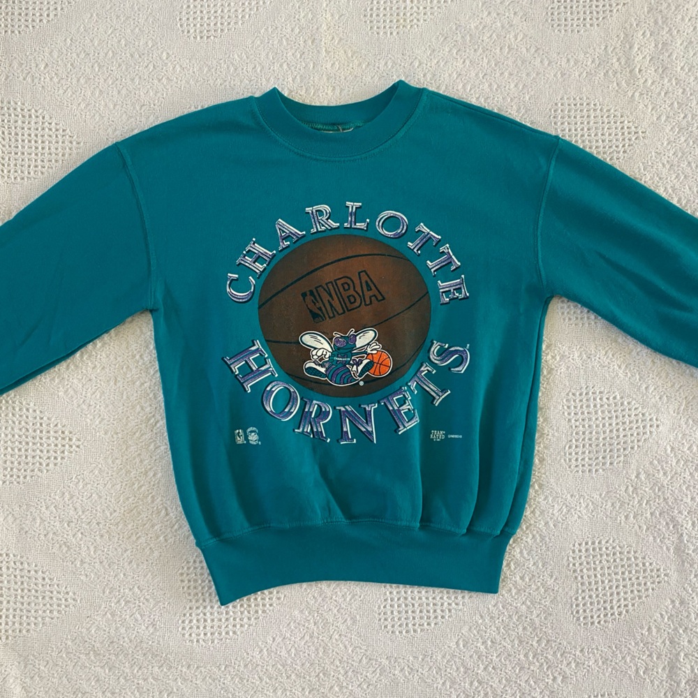 Vintage 90s Charlotte Hornets Youth Crewneck Sweatshirt Size 10/12 NBA Preowned